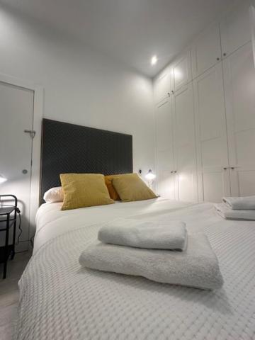 Apartmán Casa De Huespedes Almirante Madrid Exteriér fotografie