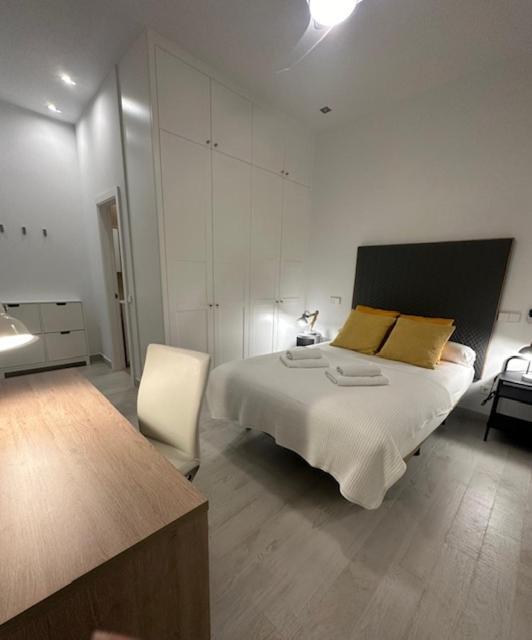 Apartmán Casa De Huespedes Almirante Madrid Exteriér fotografie