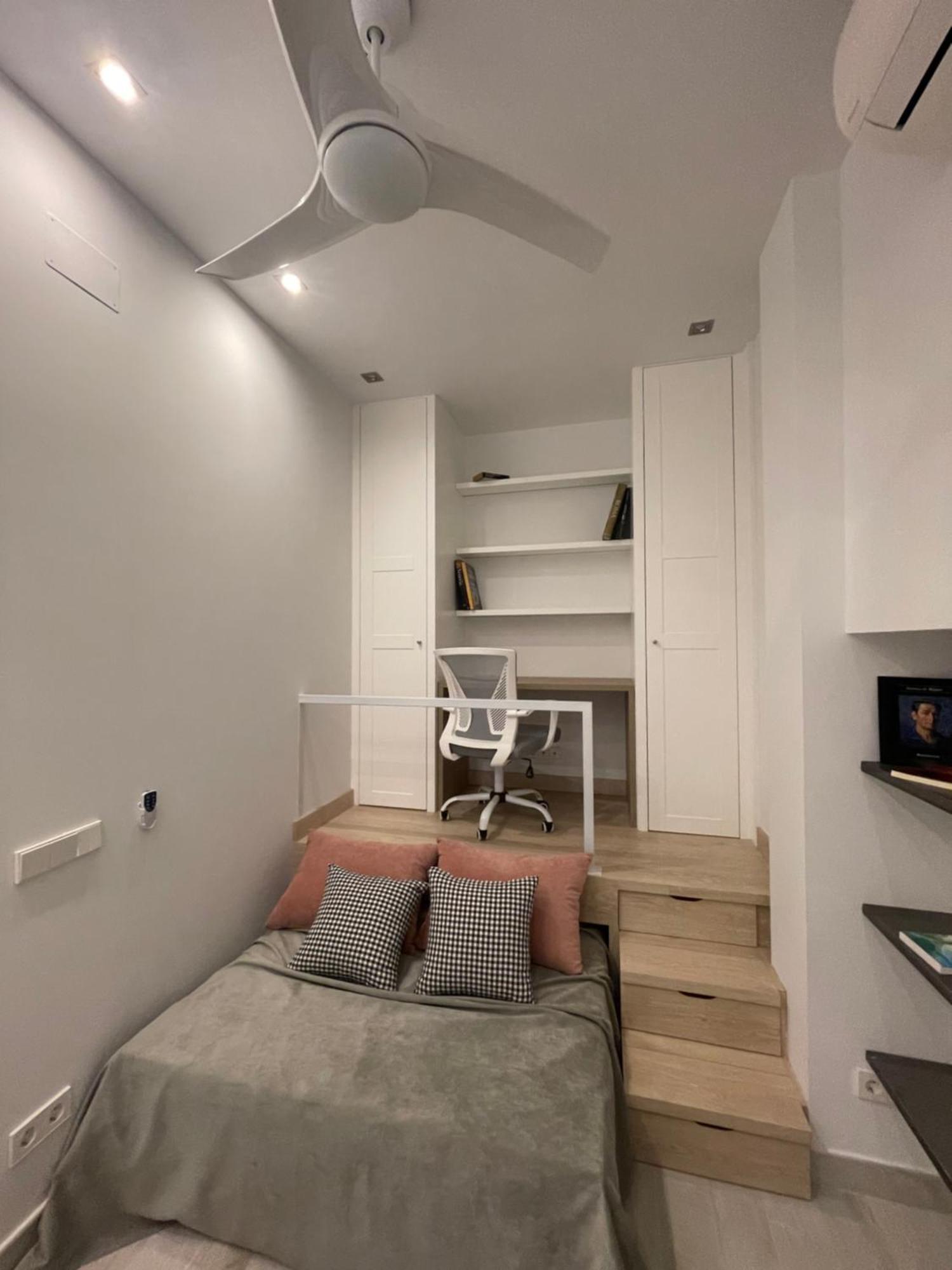 Apartmán Casa De Huespedes Almirante Madrid Exteriér fotografie